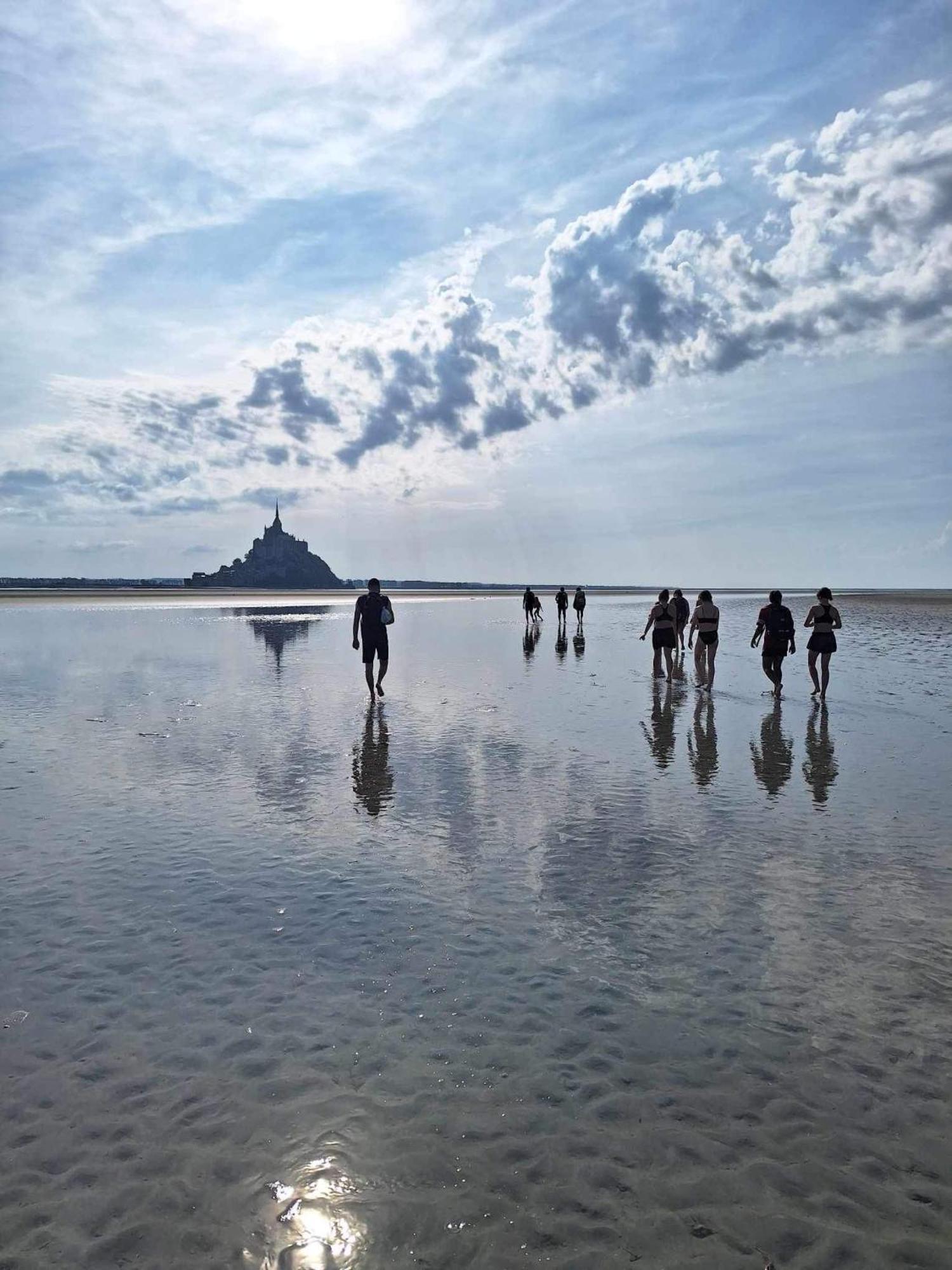 Sunset Family Guesthouse Mont Saint Michel Céaux Buitenkant foto